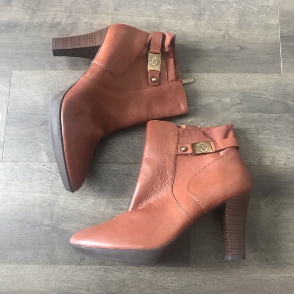 Anne Klein Shoes - Women’s beautiful Brown Leather Anne Klein Booties
